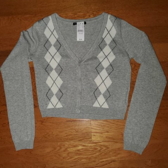 Brandy Melville Elizabeth Cardigan - Picture 3 of 3